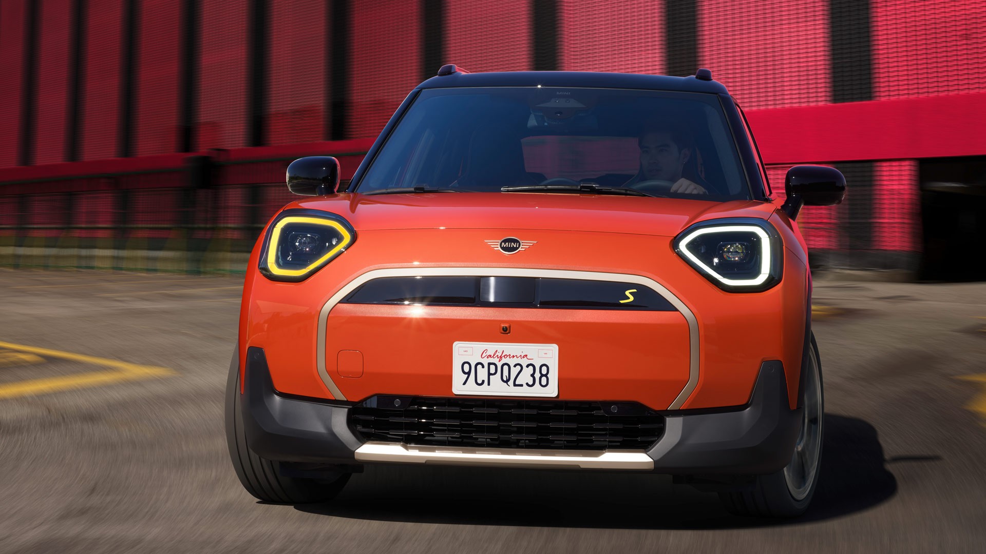 All-Electric MINI Aceman - driving experience - aerodynamic efficiency